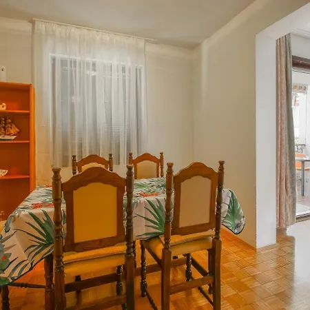 Apartman In Porec/istrien 34802 Porec